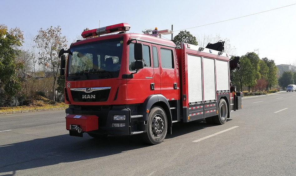 江特牌JDF5120TXFJY90型抢险救援消防车